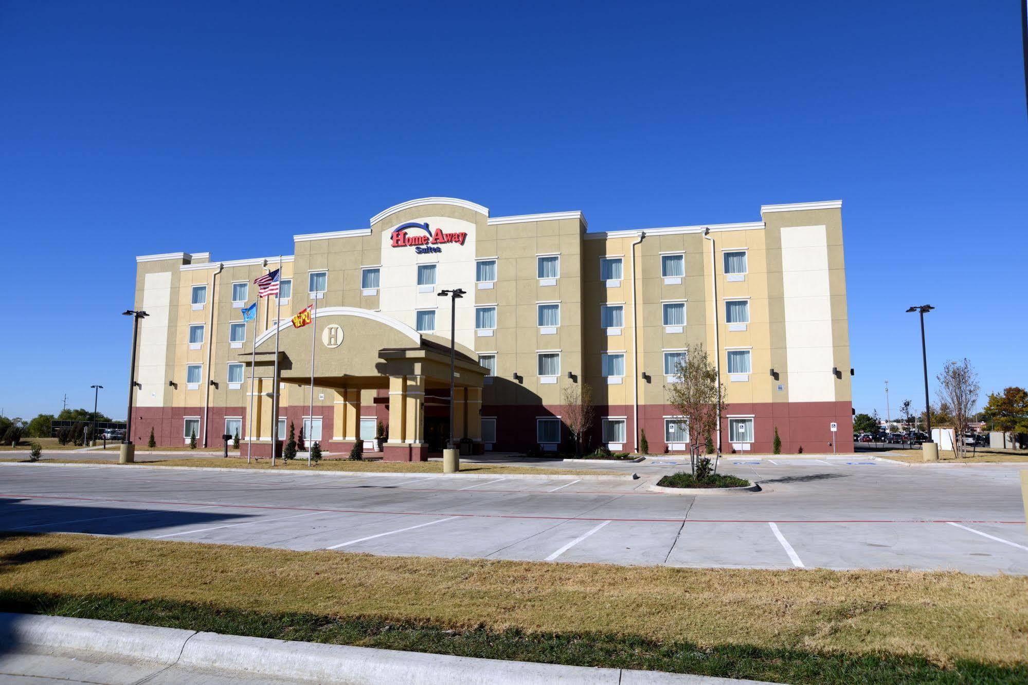 Home Away Kitchen Suites Enid Экстерьер фото